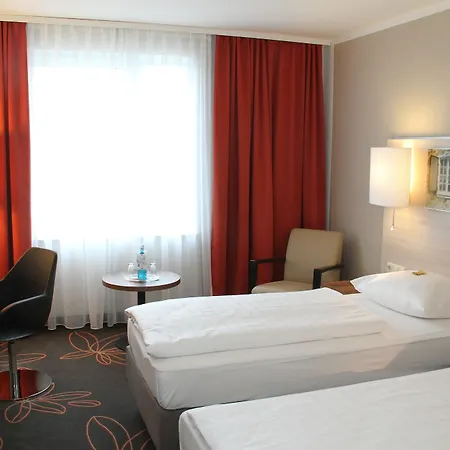 H+ Otel 4*